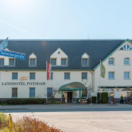 מלון Landhotel Potsdam