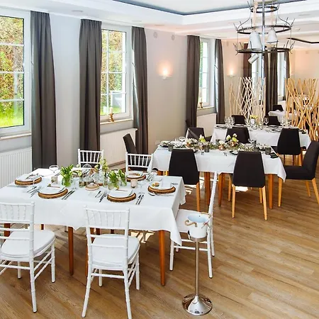 Landhotel Potsdam מלון