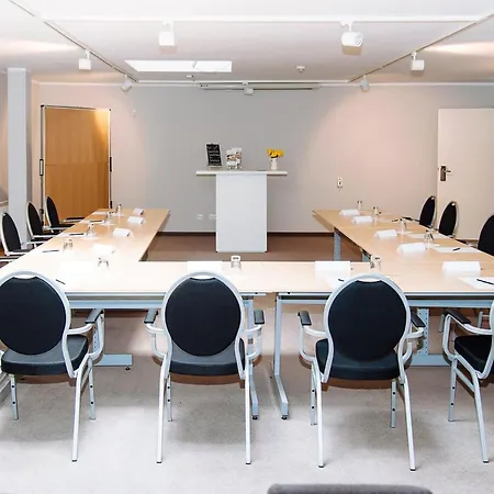 Landhotel Potsdam 4*