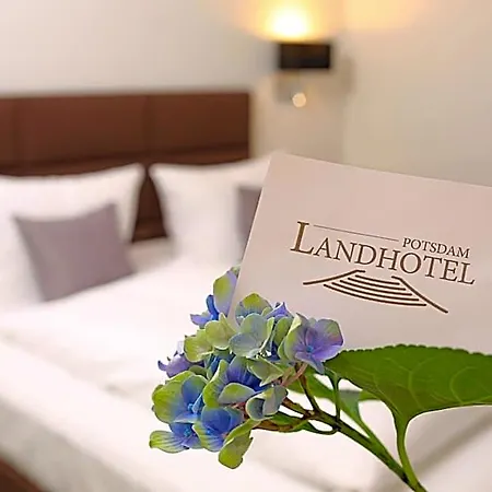 Landhotel Potsdam 4*