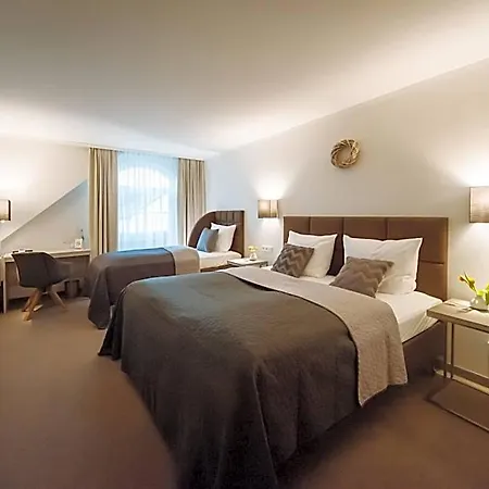 Landhotel Potsdam Hotel 4*