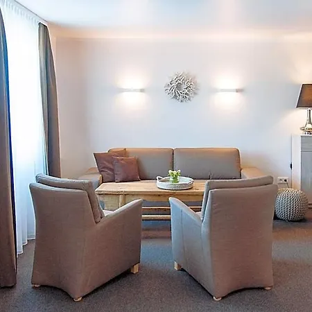 Landhotel Potsdam Hotel 4*