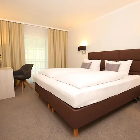 Landhotel Potsdam מלון פוטסדאם