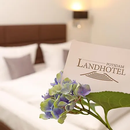 מלון Landhotel Potsdam פוטסדאם