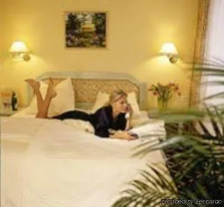 Landhotel Potsdam פוטסדאם