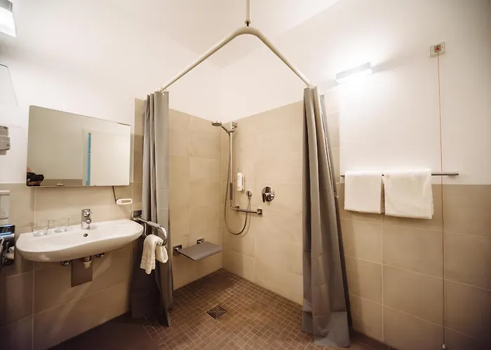 波茨坦兰德酒店 4* 波茨坦