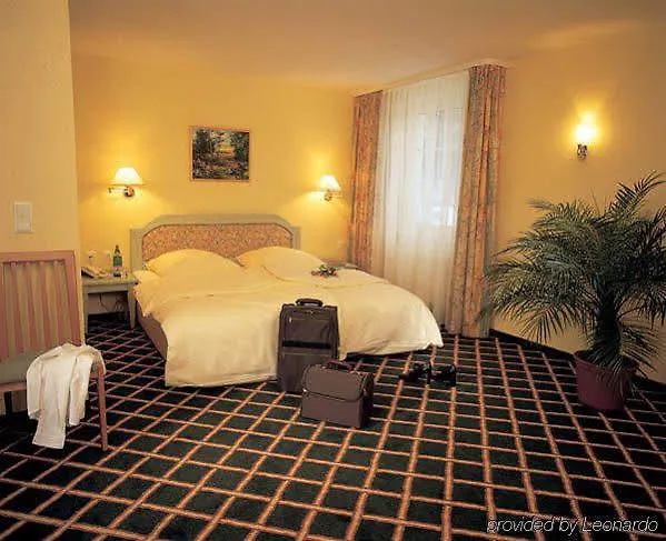 ランドホテル ポツダム ホテル 4*