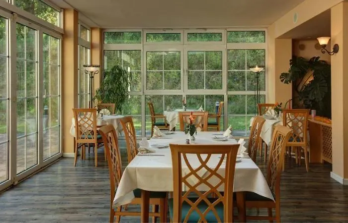 ホテル ランドホテル ポツダム 4*